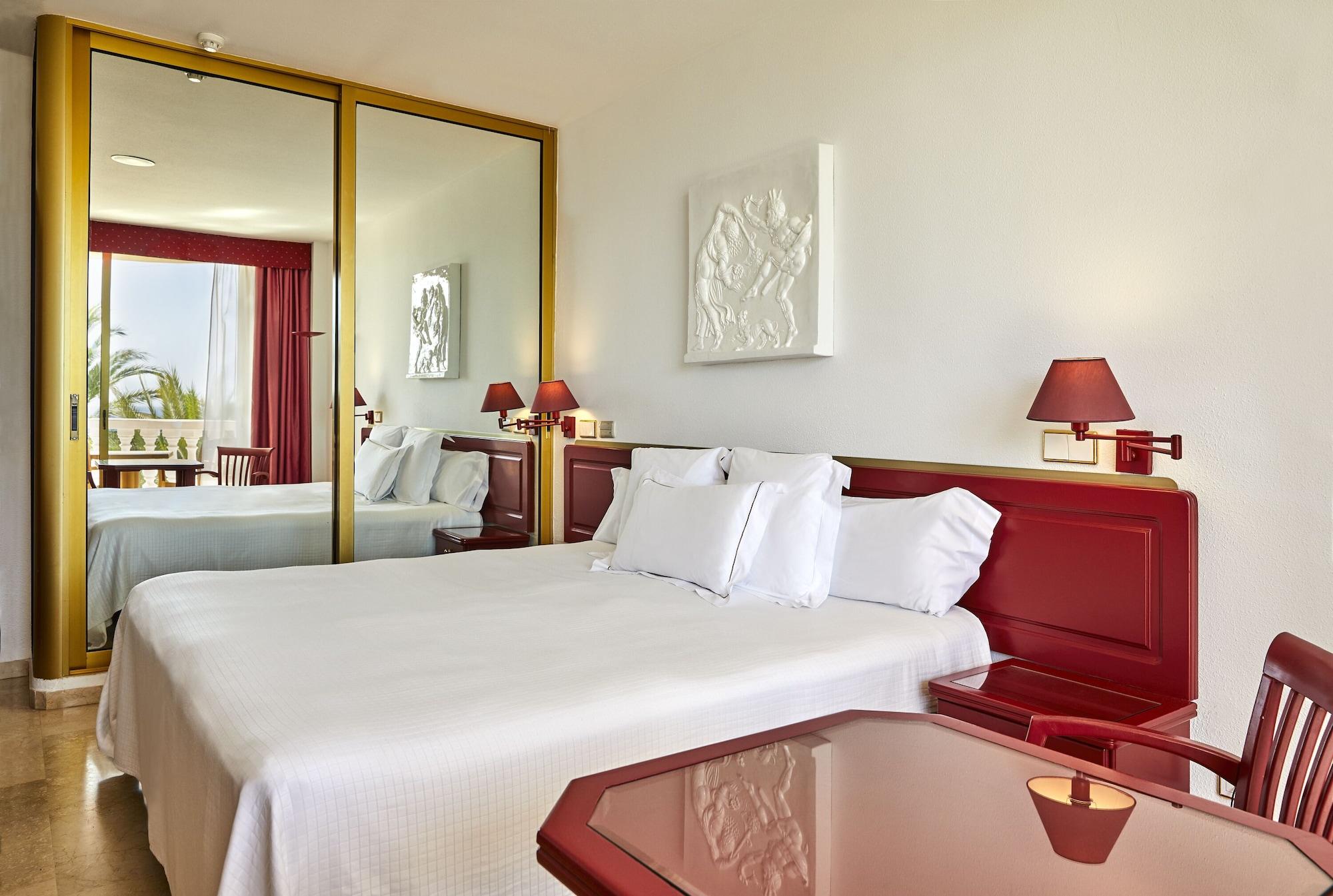 Hotel Cleopatra Palace Playa de las Americas  Esterno foto