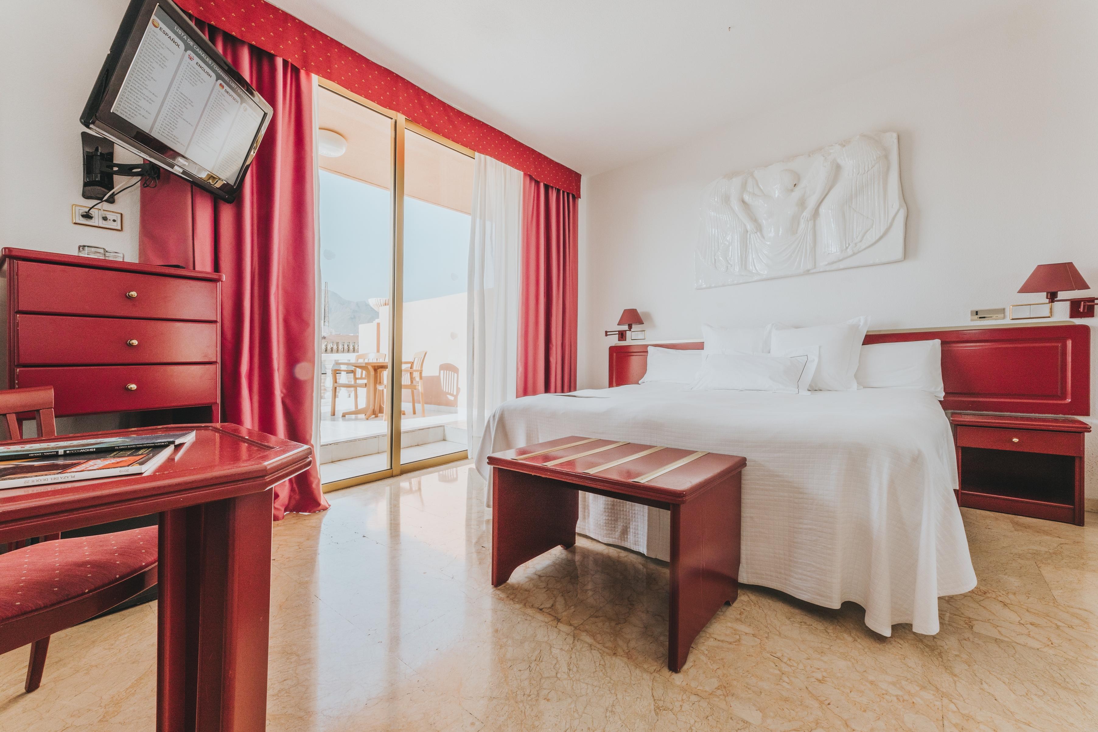 Hotel Cleopatra Palace Playa de las Americas  Esterno foto