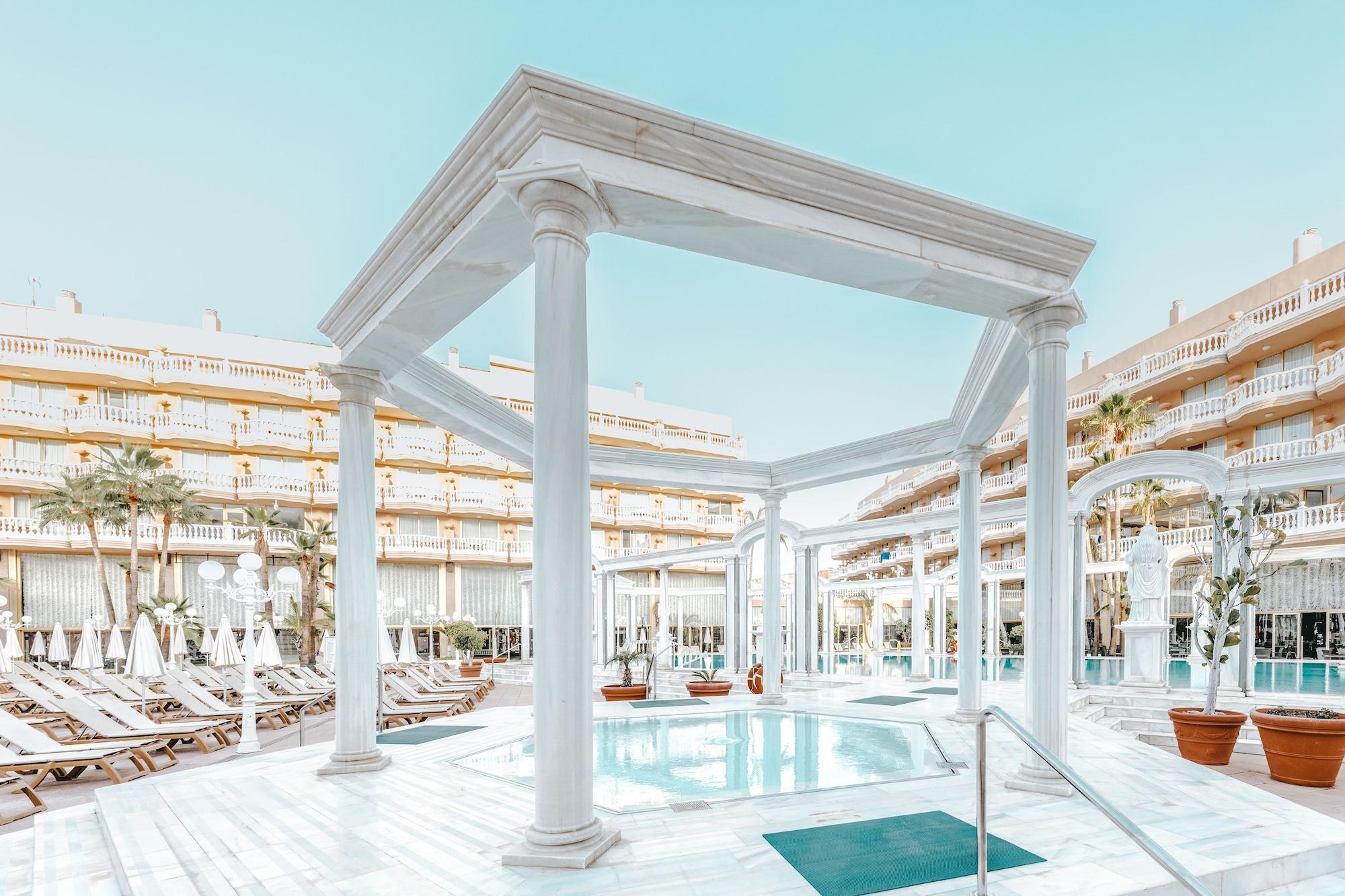 Hotel Cleopatra Palace Playa de las Americas  Esterno foto
